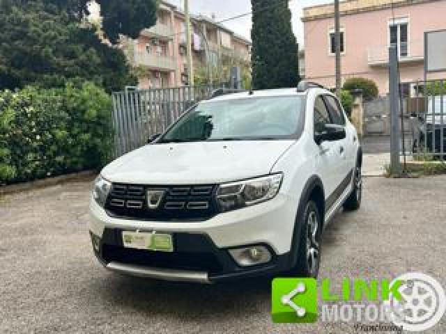 Dacia Sandero Stepway 15th Anniversario 