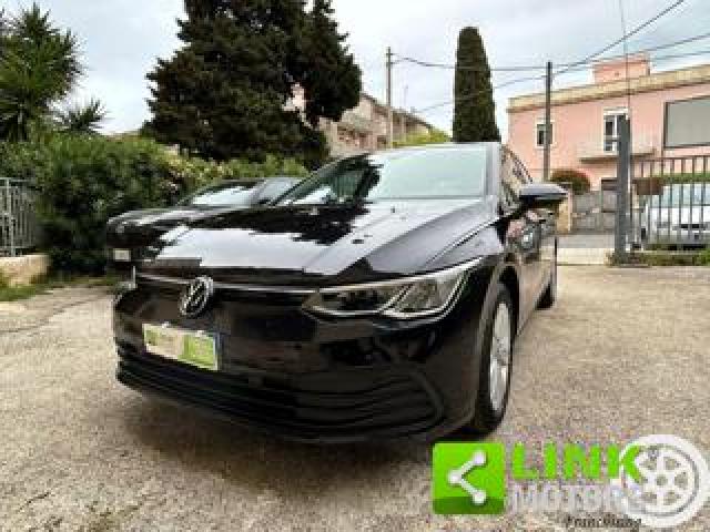 Volkswagen Golf 8 Life  