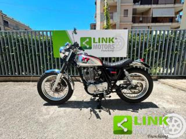 Yamaha Sr 400 Scrumbler  