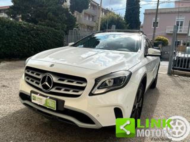 Mercedes Benz Gla 180 Premium  Automatica 