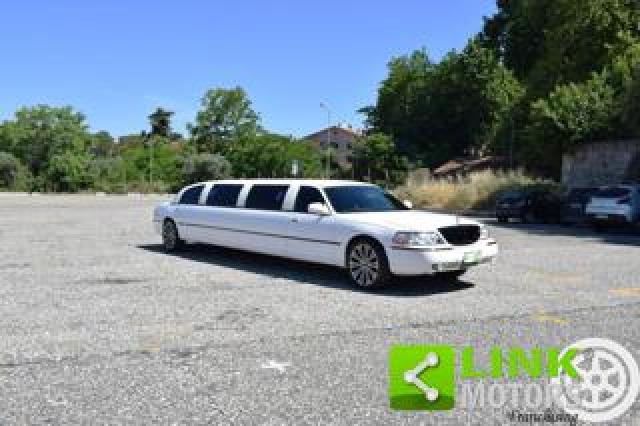 Lincoln Town Car Twon 4.6 V8 208cv 