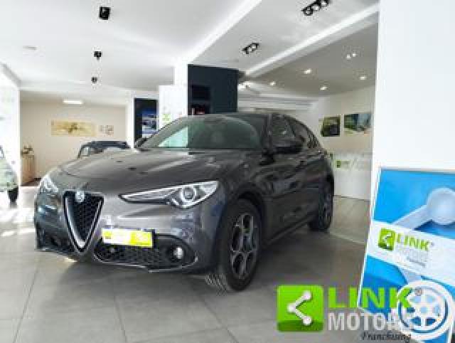 Alfa Romeo Stelvio 2.2 Turbodiesel 210 Cv At8 Q4 Executive 