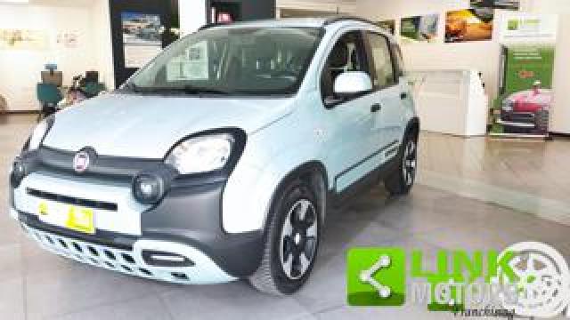 Fiat Panda Cross 1.0 Firefly Hybrid Mhev 