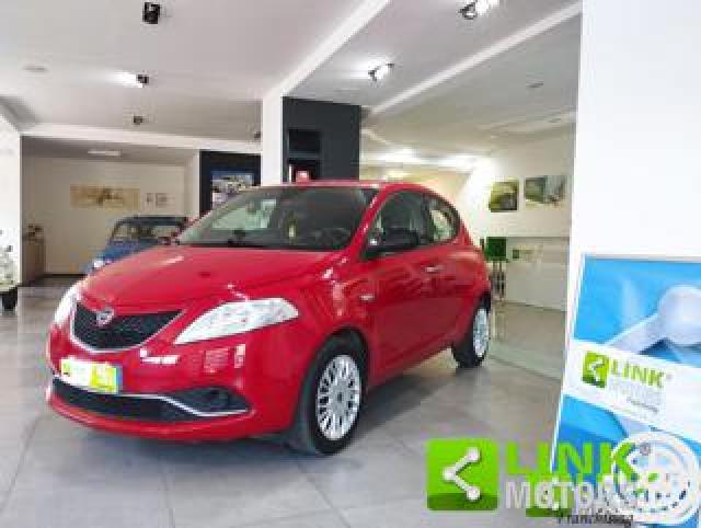Lancia Ypsilon Ecochic Gold 