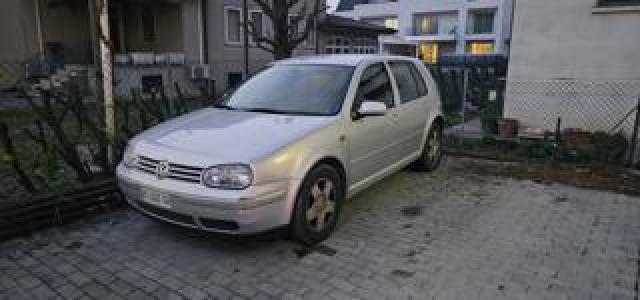 Volkswagen Golf 1.6 Cat 5 Porte Highline 
