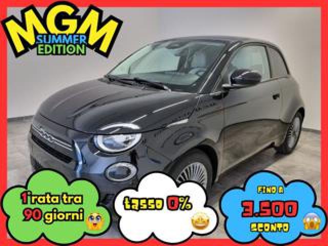 Fiat 500 Berlina Hybrid Icon 