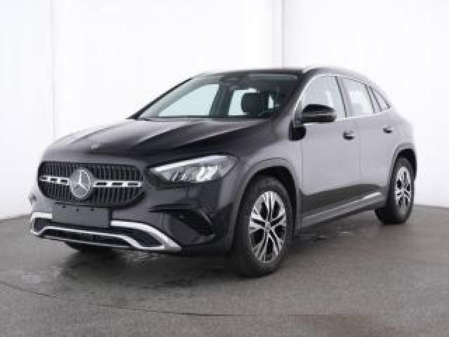 Mercedes Benz Gla 180 D Automatic Progressive Advanced 