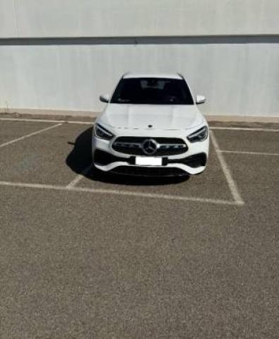 Mercedes Benz