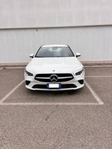 Mercedes Benz Cla 200 Automatic Shooting Brake 