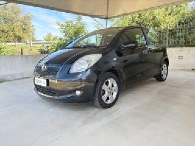 Toyota Yaris 1.3 Automatica Km E Motore Originali - Pronta Cons 