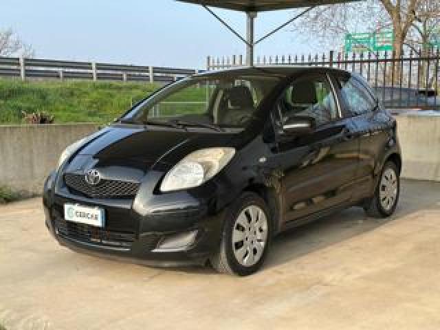 Toyota Yaris 1.0 3 Porte Ok Nepatentati Bluethoot Km Originali 