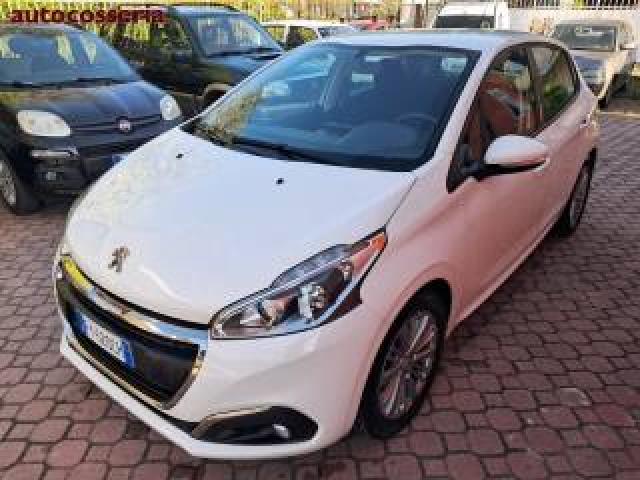 Peugeot 208 1.2 Allure 