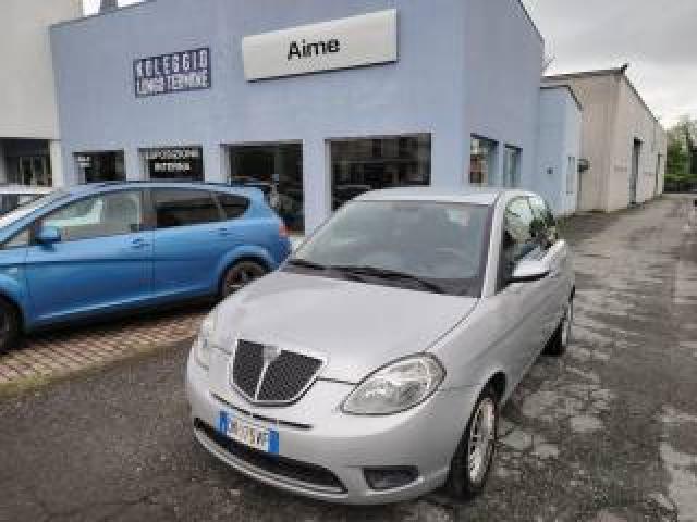 Lancia Ypsilon 1.2 Oro 