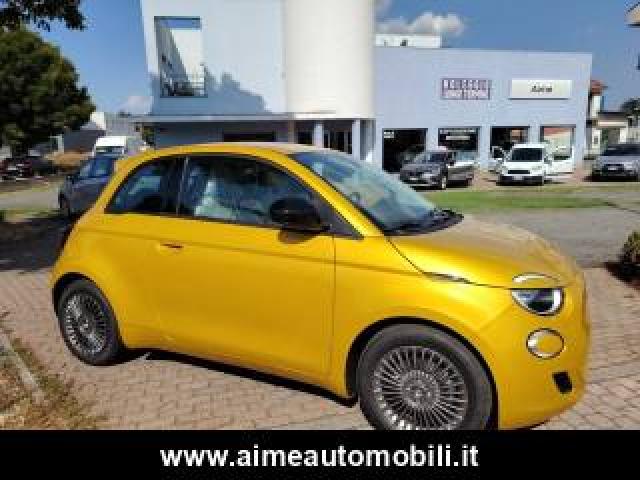 Fiat 500 Berlina Hybrid Icon 