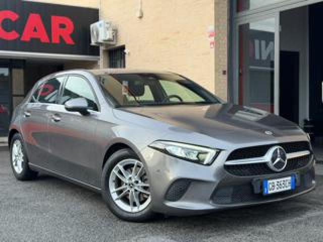 Mercedes Benz A 180 D Automatic Business Extra 