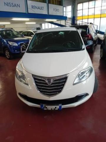 Lancia Ypsilon 1.2 69 Cv 5 Porte Gold 