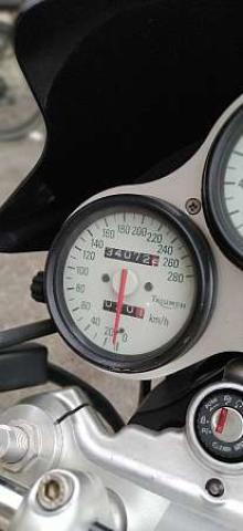 Speed Triple Foto 2