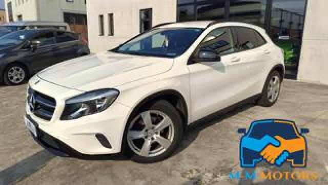 Mercedes Benz Gla 200 D Automatic Business 