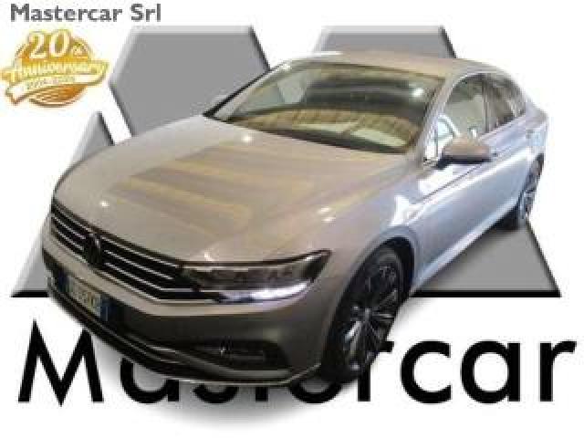 Volkswagen Passat Berlina 2.0 Tdi Scr Executive 190cv Dsg - Gc157kr 