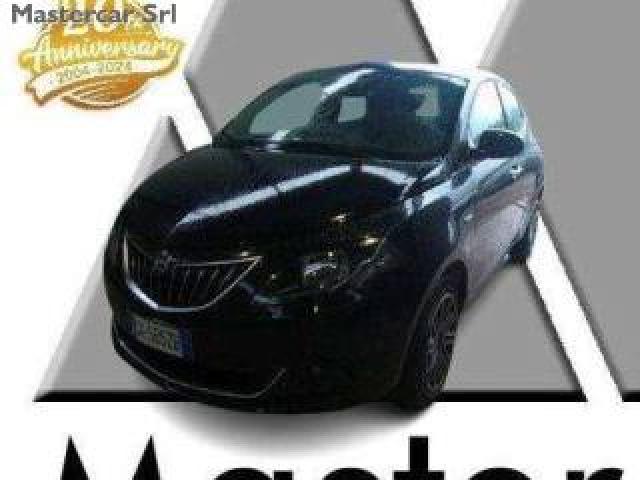 Lancia Ypsilon 5p. Neopatentati 1.0 Hybrid Gold Tg: Gk585zb 