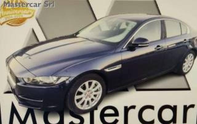 Jaguar Xe Xe 2.0d Pure Business Edition 180cv  Tg :fg873sr 
