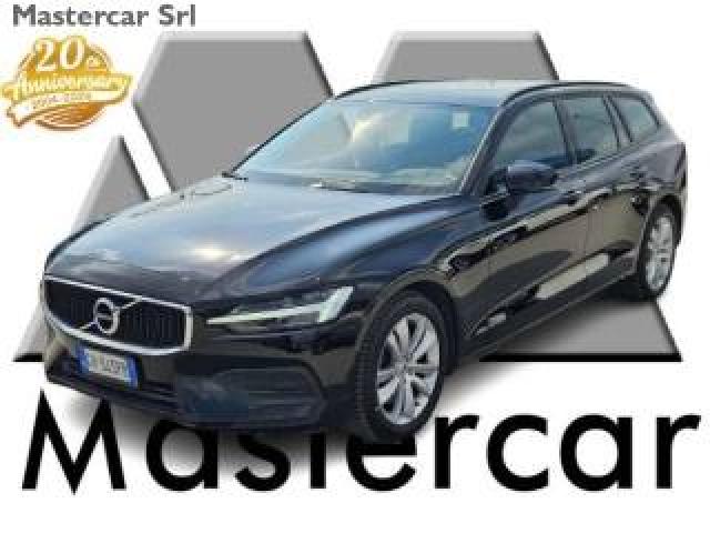 Volvo V60 V60 2.0 B3 Momentum N1 Auto 7m - Gh345pr 
