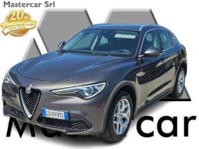 Alfa Romeo Stelvio Stelvio 2.2 Td Business Q4  4x4  190cv Autom. - Ta 