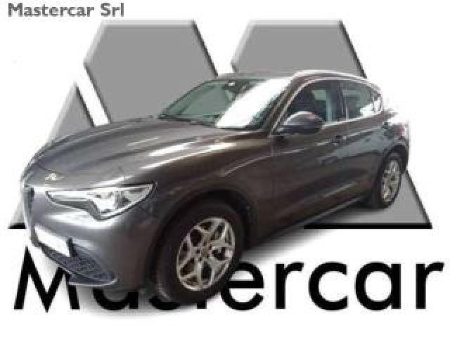 Alfa Romeo Stelvio Stelvio 2.2 Td Business Q4  4x4  190cv Autom. - Ta 