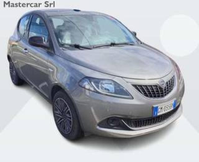 Lancia Ypsilon 1.0 Firefly 70cv S&s Hybrid Silver Plus - Gm035bn 