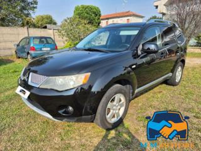 Mitsubishi Outlander 2.0 Di-D Intense 