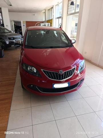 Lancia Ypsilon 