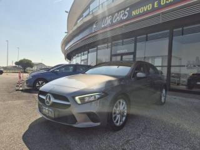Mercedes Benz A 180 D Premium 