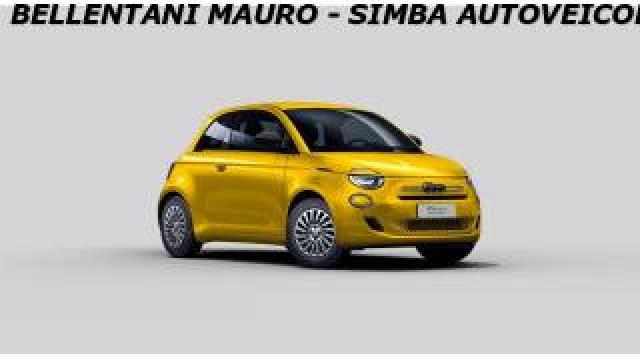 Fiat 500 Berlina Hybrid Pop 