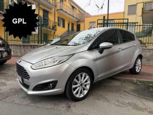 Ford Fiesta 1.4 5p. Bz.- Gpl Titanium 