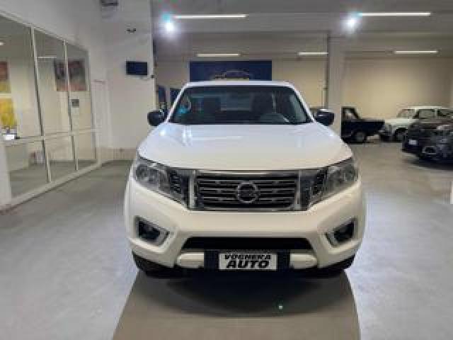 Nissan Navara 2.3 Dci 4wd King Cab Acenta 