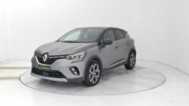 Renault Captur 1.6 E-Tech Hybrid Techno Fast Track 145cv Auto 