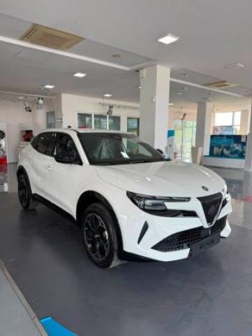 Alfa Romeo Junior 1.2 145 Cv Hybrid Edct6 