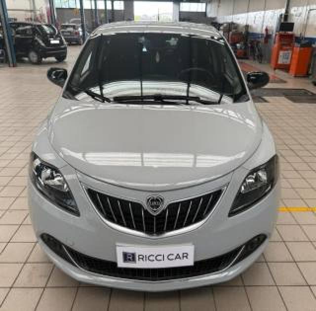 Lancia Ypsilon 1.0 Firefly 5 Porte S&s Hybrid Ecochic Gold 
