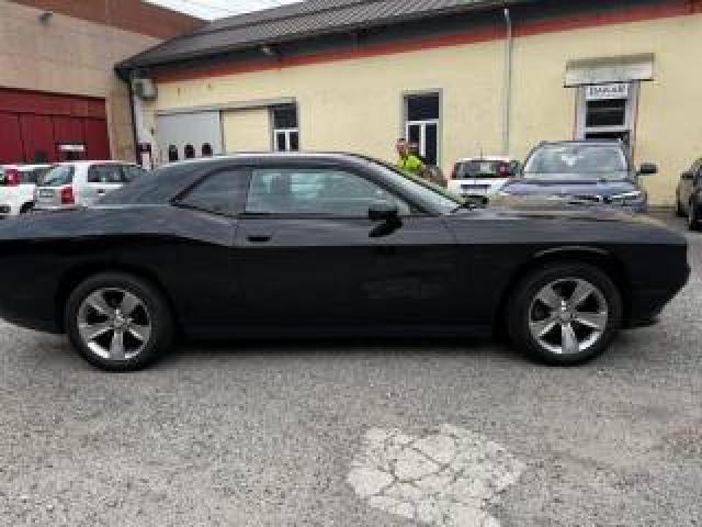 Dodge Challenger Coupe' 