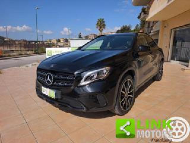 Mercedes Benz Gla 200 D Automatic Sport 