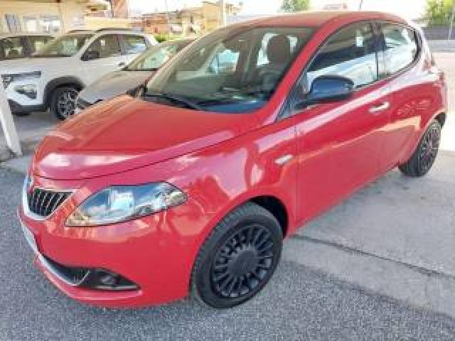 Lancia Ypsilon 1.0 Firefly 5 Porte S&s Hybrid Ecochic Silver 