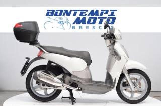 Aprilia Scarabeo 200 Light 2008 + Bauletto 