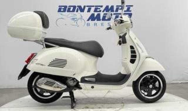 Vespa Gts 300 Super 2019 Hpe + Baule Originale  