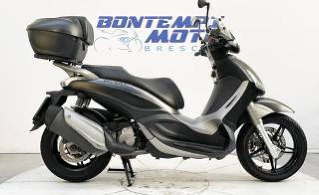 Piaggio Beverly 350 Sporttouring 2016 + Bauletto Piaggio 