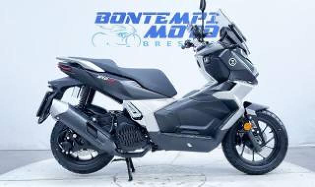 Voge Sfida Sr1 125 Sfida Sr1 Adv  200 Cc - E5+ - Pronta Consegna 