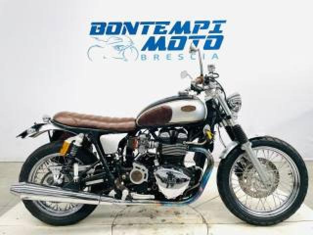 Triumph Bonneville T100 Special South Garage  