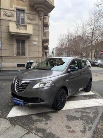 Lancia Ypsilon 1.2 69 Cv 5 Porte Gpl Ecochic Gold 