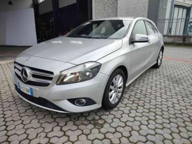 Mercedes Benz A 180 Premium 