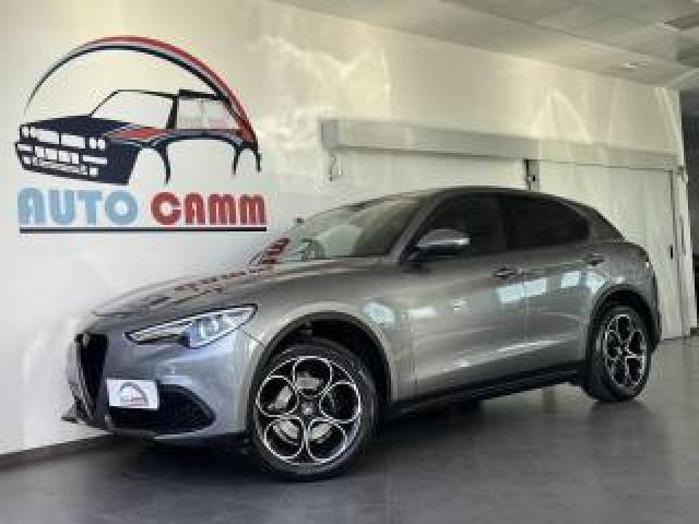 Alfa Romeo Stelvio 2.0 Turbo 200 Cv At8 Q4 Executive 