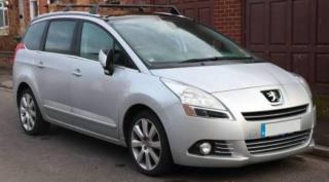 Peugeot 5008 Aperti Ad Agosto 